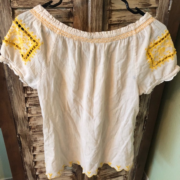 Lucky Brand Embroidered Top - Picture 5 of 5